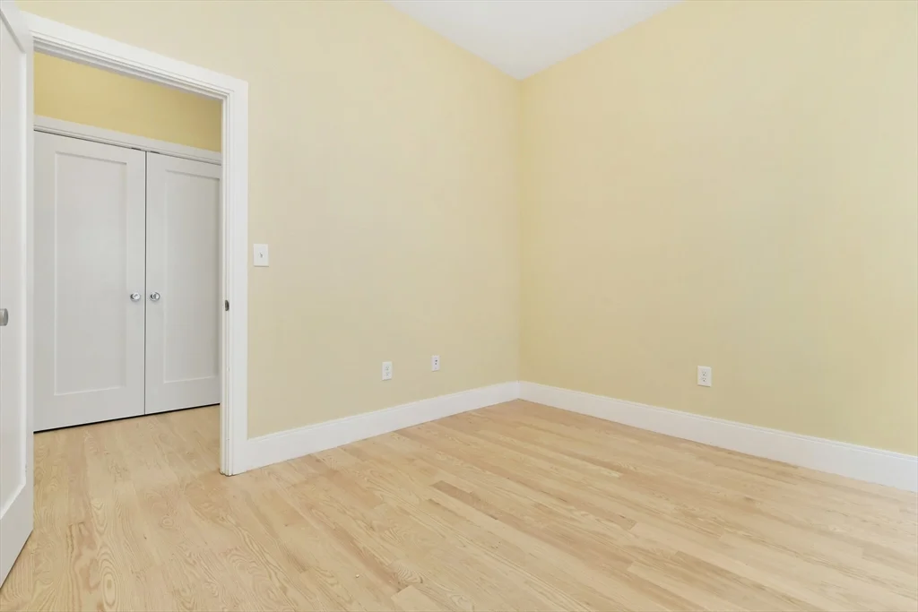 3 bed, 2 bath apartment for rent at 184 Paris Unit 3, East Boston — photo 10 of 16