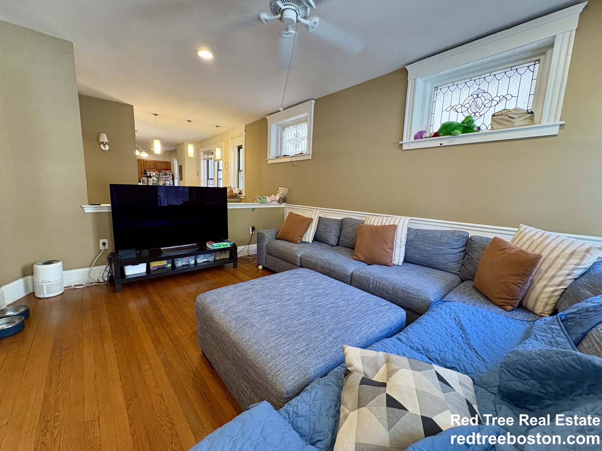4 bed, 3 bath apartment for rent at 184 Saint Paul St Unit 1, Coolidge Corner — photo 17 of 30