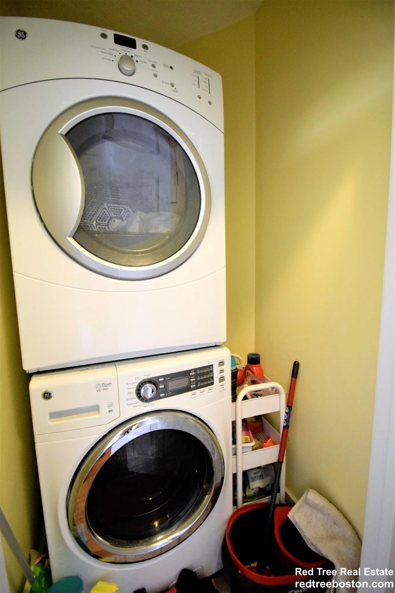 5 bed, 2 bath apartment for rent at 184 Saint Paul St Unit 3, Brookline — photo 8 of 18