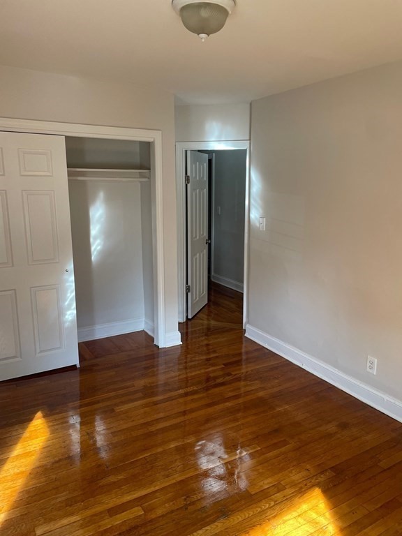 4 bed, 1 bath apartment for rent at 184 Walnut Ave Unit 2, Roxbury — photo 6 of 10