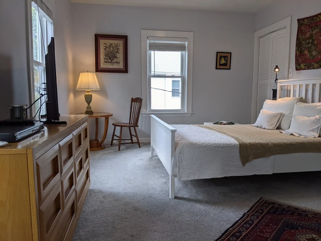 2 bed, 1 bath apartment for rent at 184 White St Unit 2, Belmont — photo 16 of 29