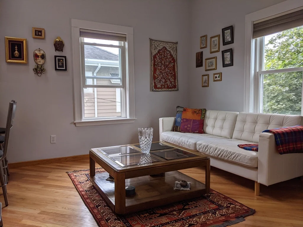 2 bed, 1 bath apartment for rent at 184 White St Unit 2, Belmont — photo 6 of 29