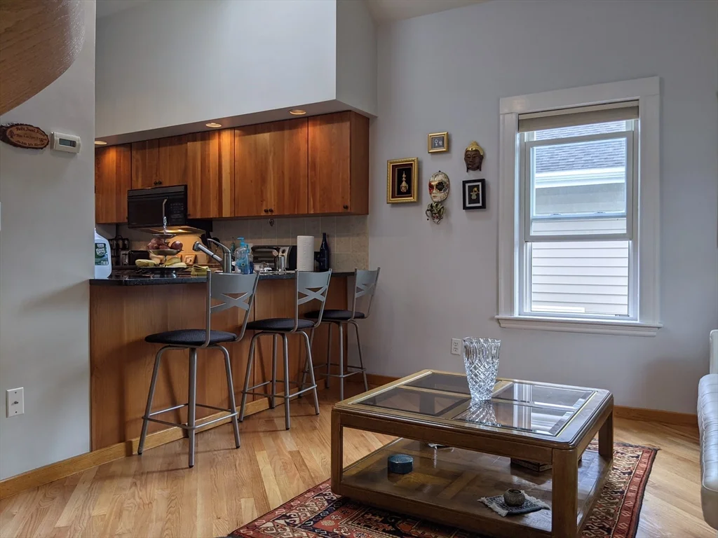 2 bed, 1 bath apartment for rent at 184 White St Unit 2, Belmont — photo 14 of 29