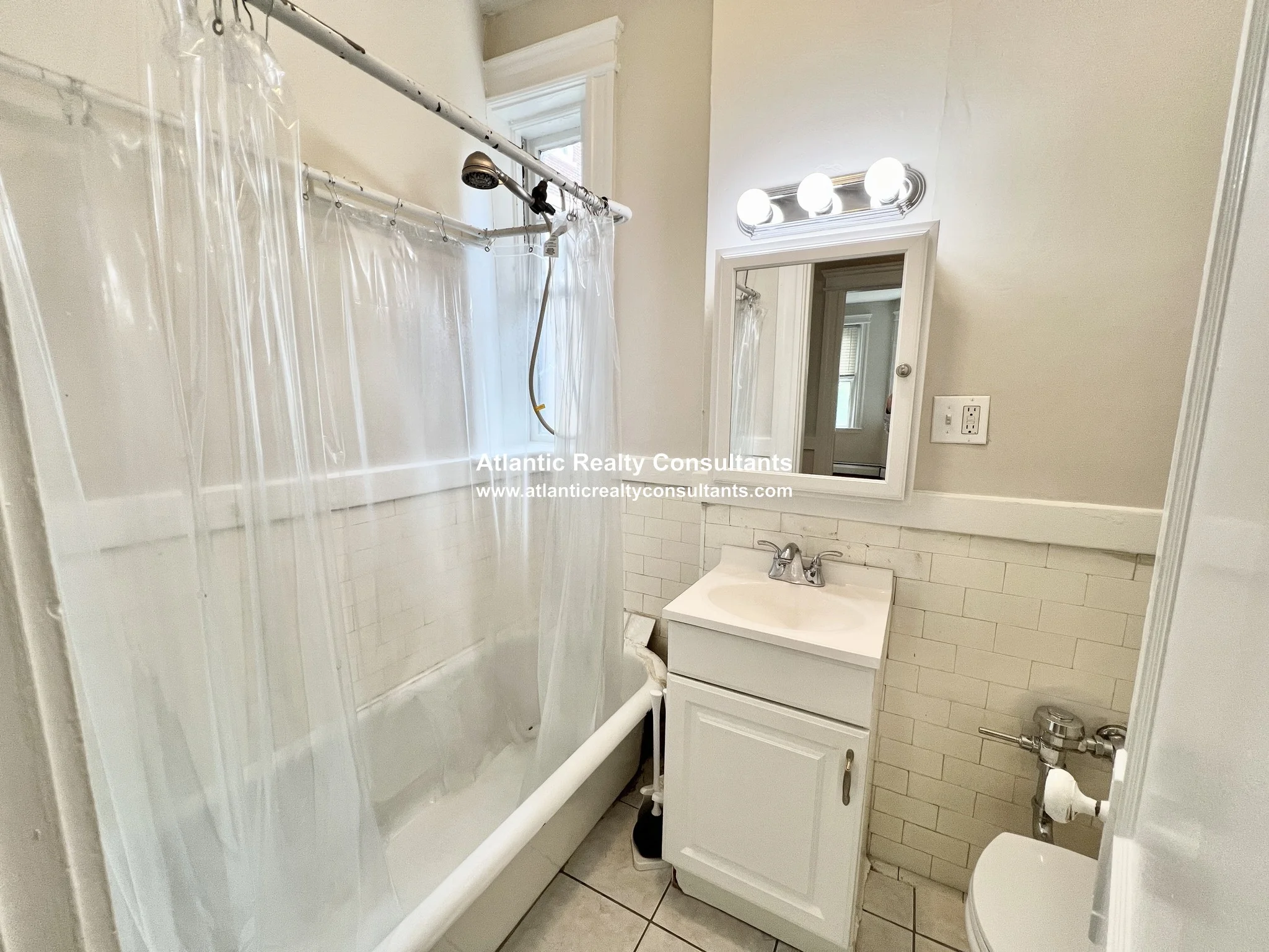 1 bed, 1 bath apartment for rent at 1840 Commonwealth Ave Unit 170, Brighton — photo 9 of 11