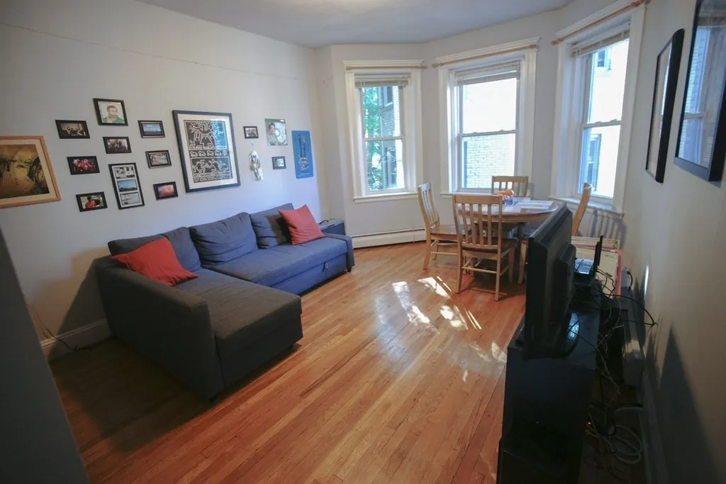 1 bed, 1 bath apartment for rent at 1840 Commonwealth Ave Unit 3, Brighton — photo 1 of 5