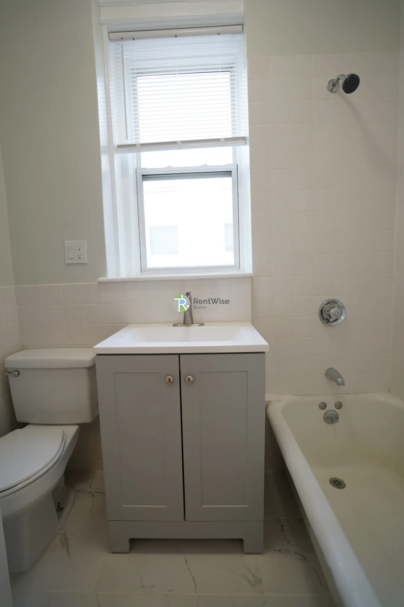 Studio bed, 1 bath apartment for rent at 1842 Commonwealth Ave Unit 18, Brighton — photo 9 of 14
