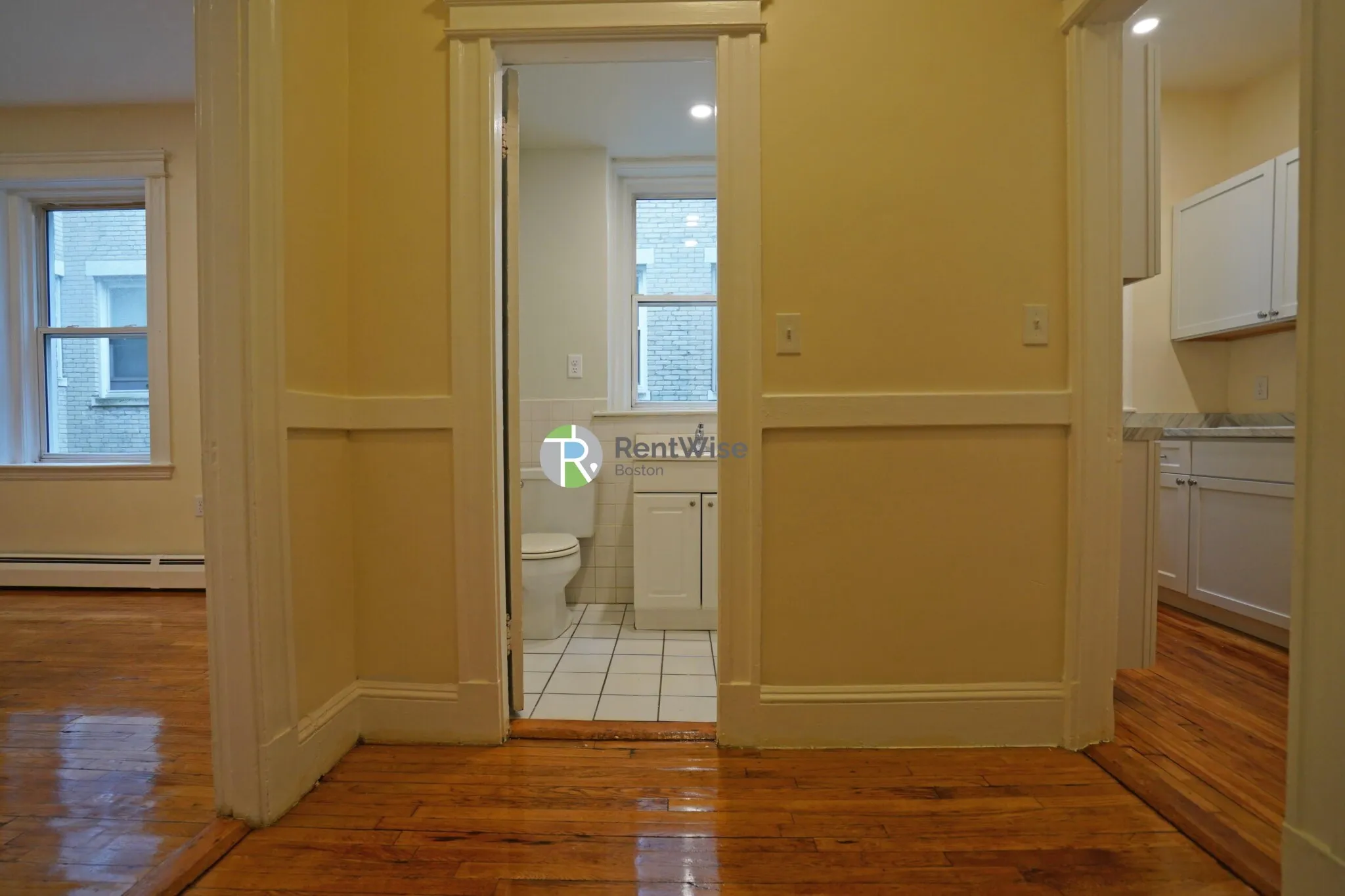 Studio bed, 1 bath apartment for rent at 1844 Commonwealth Ave Unit 5, Brighton