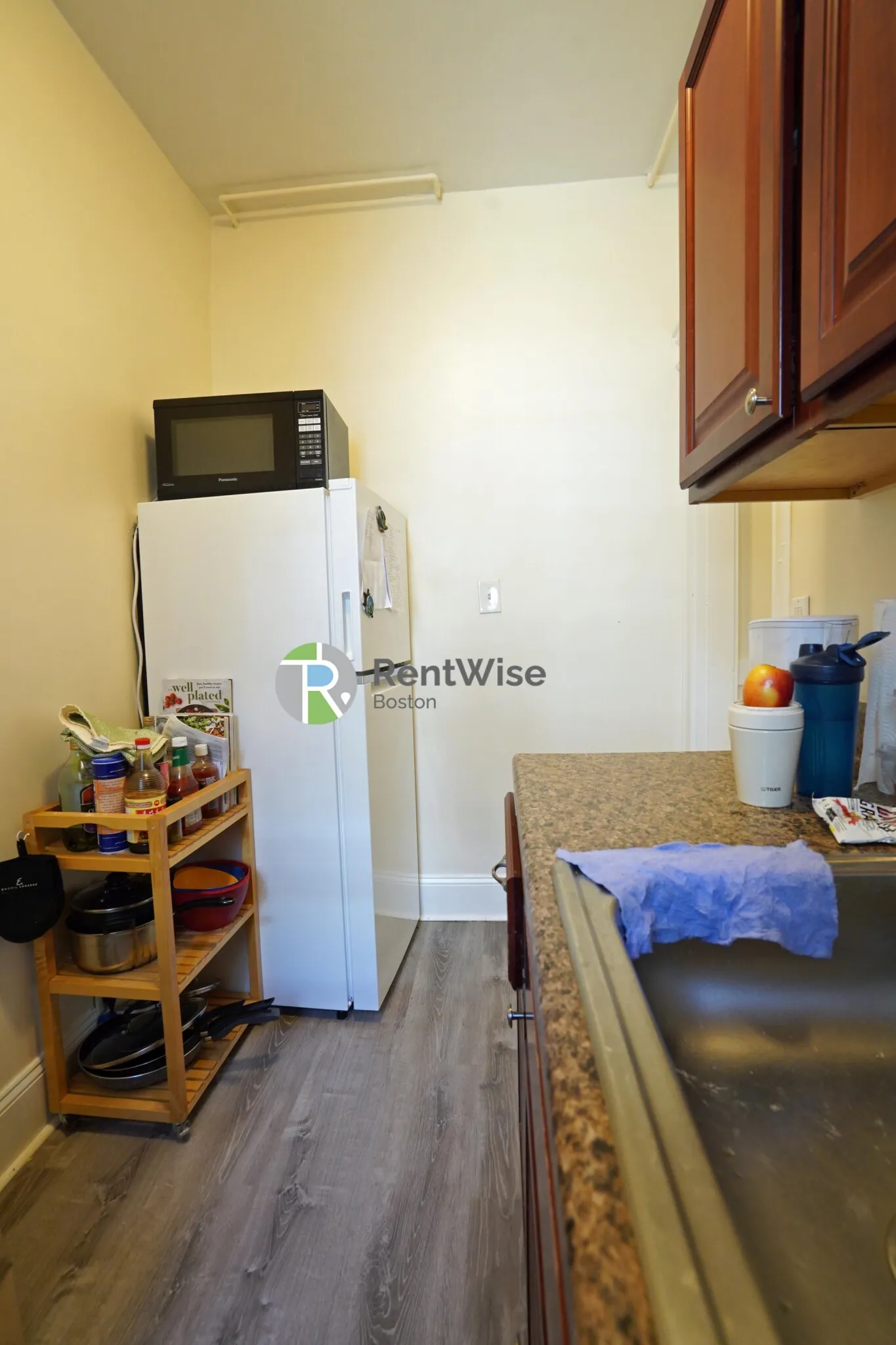 1 bed, 1 bath apartment for rent at 1844 Commonwealth Ave Unit 6, Brighton — photo 7 of 15