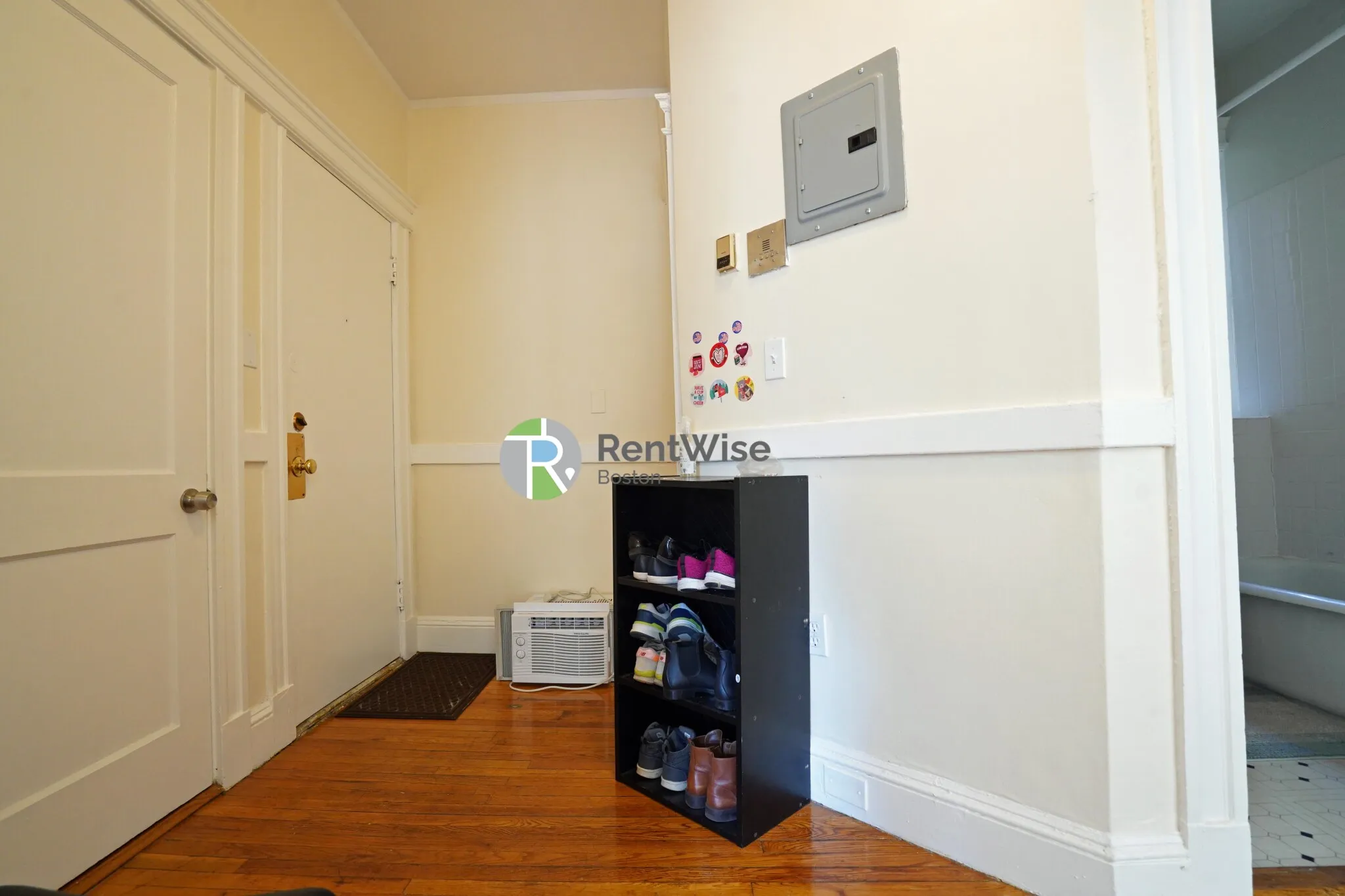 1 bed, 1 bath apartment for rent at 1844 Commonwealth Ave Unit 6, Brighton — photo 5 of 15
