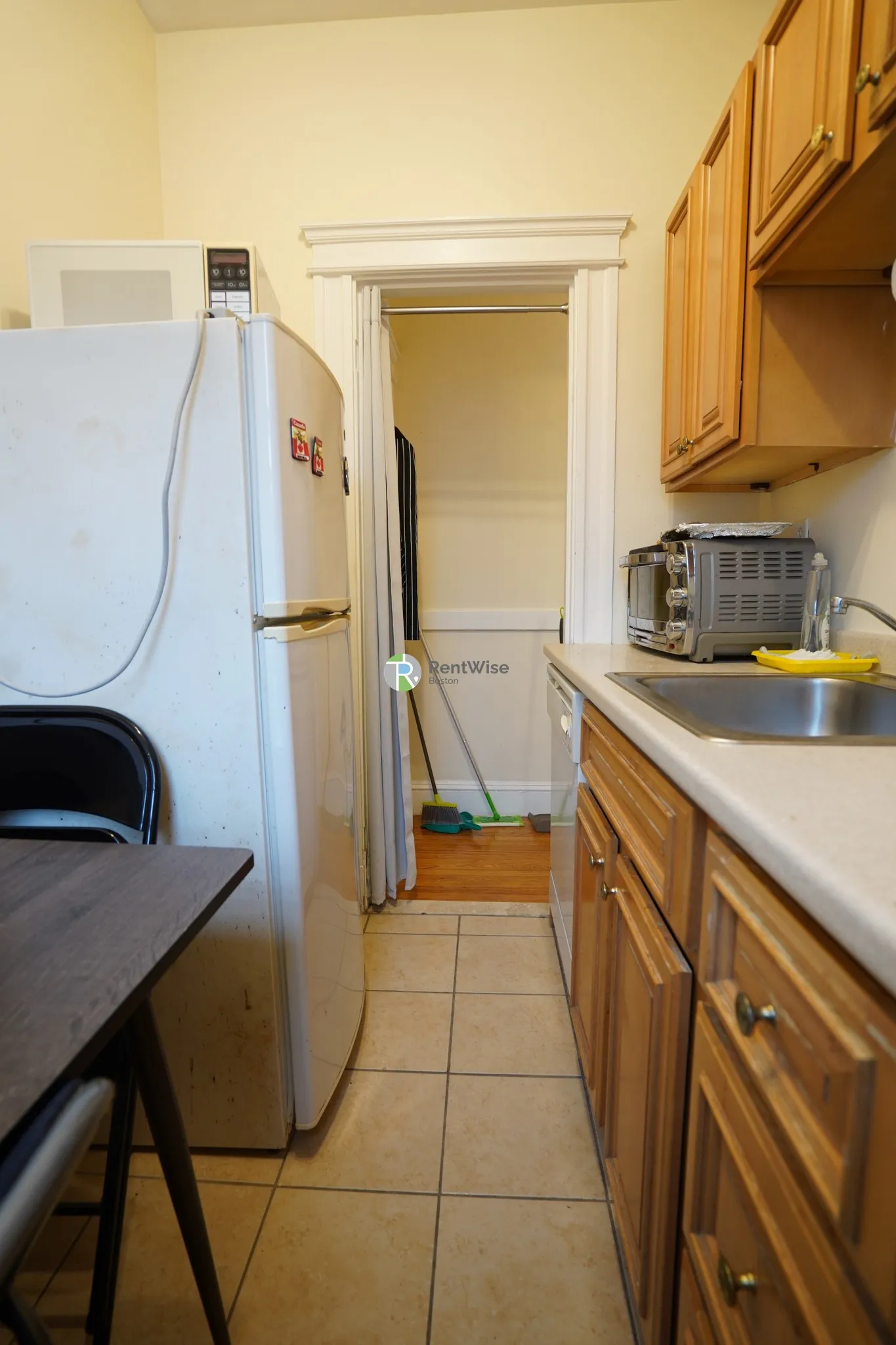 Studio bed, 1 bath apartment for rent at 1846 Commonwealth Ave Unit 15, Brighton — photo 8 of 22