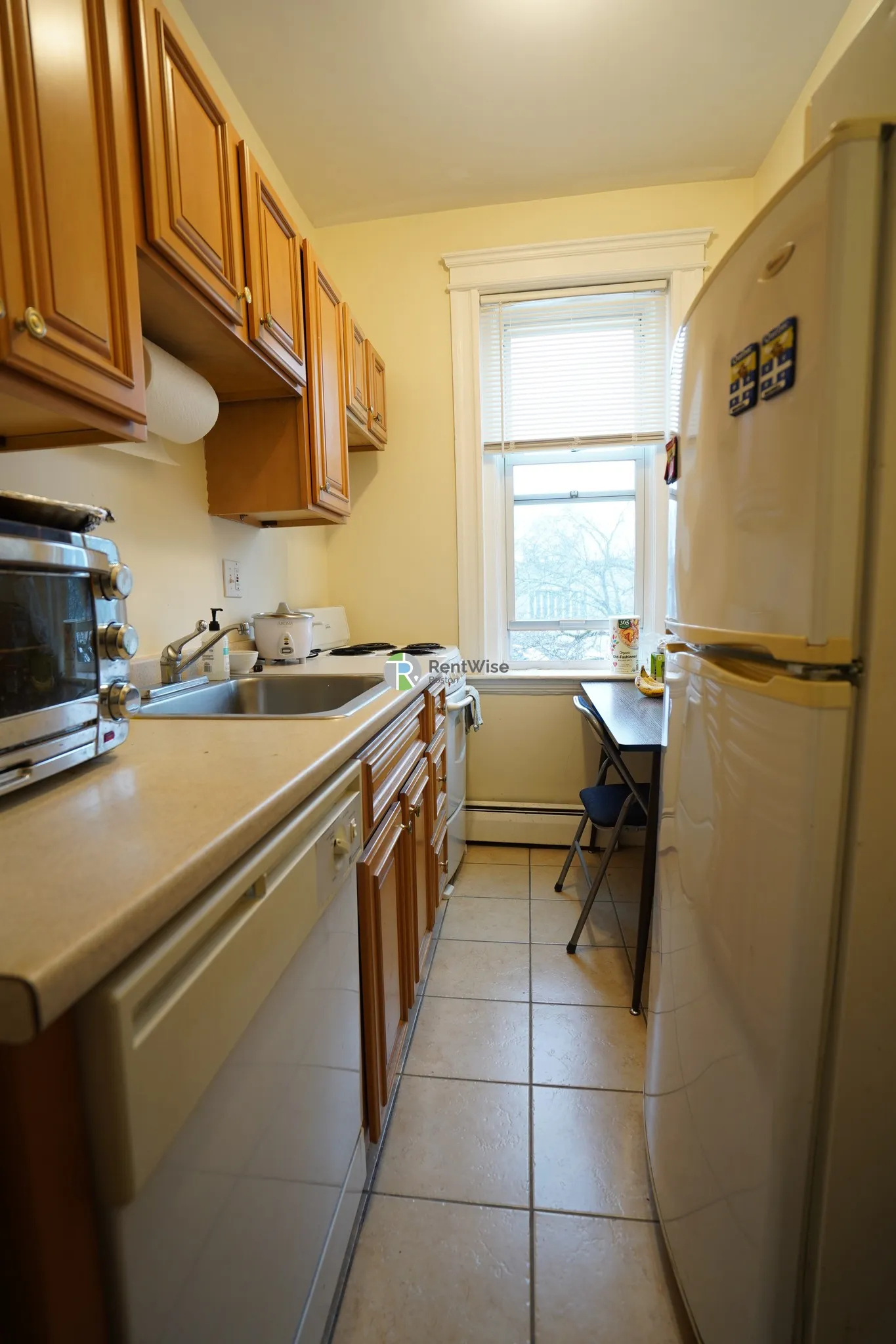 Studio bed, 1 bath apartment for rent at 1846 Commonwealth Ave Unit 15, Brighton — photo 7 of 22