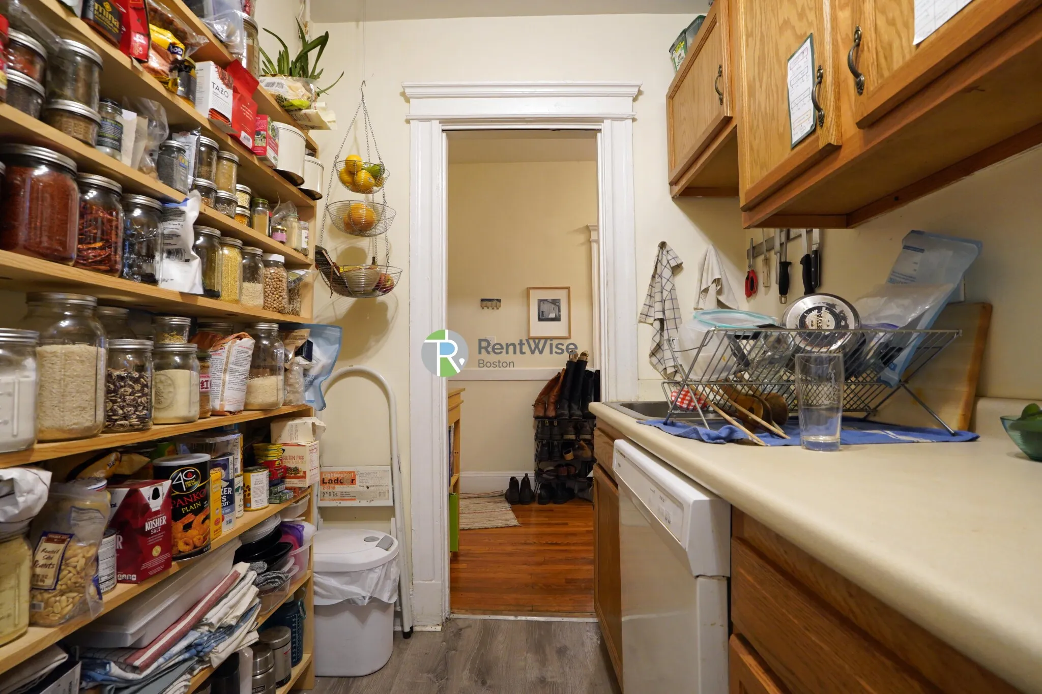 2 bed, 1 bath apartment for rent at 1846 Commonwealth Ave Unit 4, Brighton — photo 8 of 23