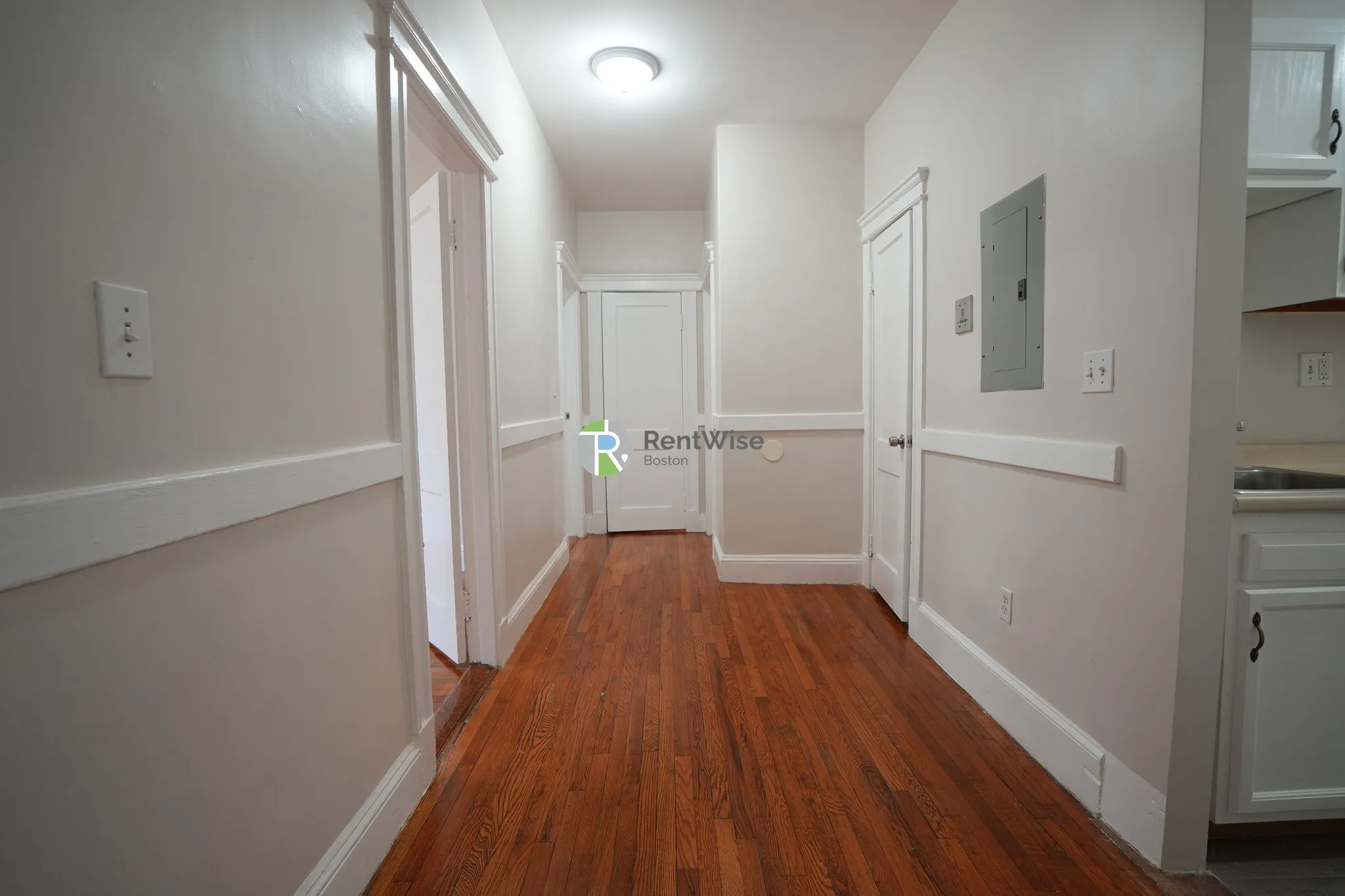 2 bed, 1 bath apartment for rent at 1846 Commonwealth Ave Unit 4A, Brighton