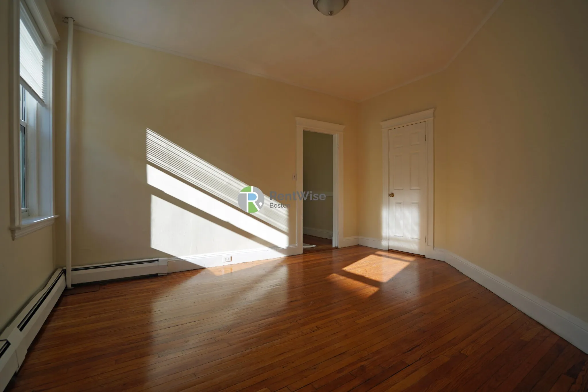 Studio bed, 1 bath apartment for rent at 1846 Commonwealth Ave Unit 7, Brighton — photo 5 of 13