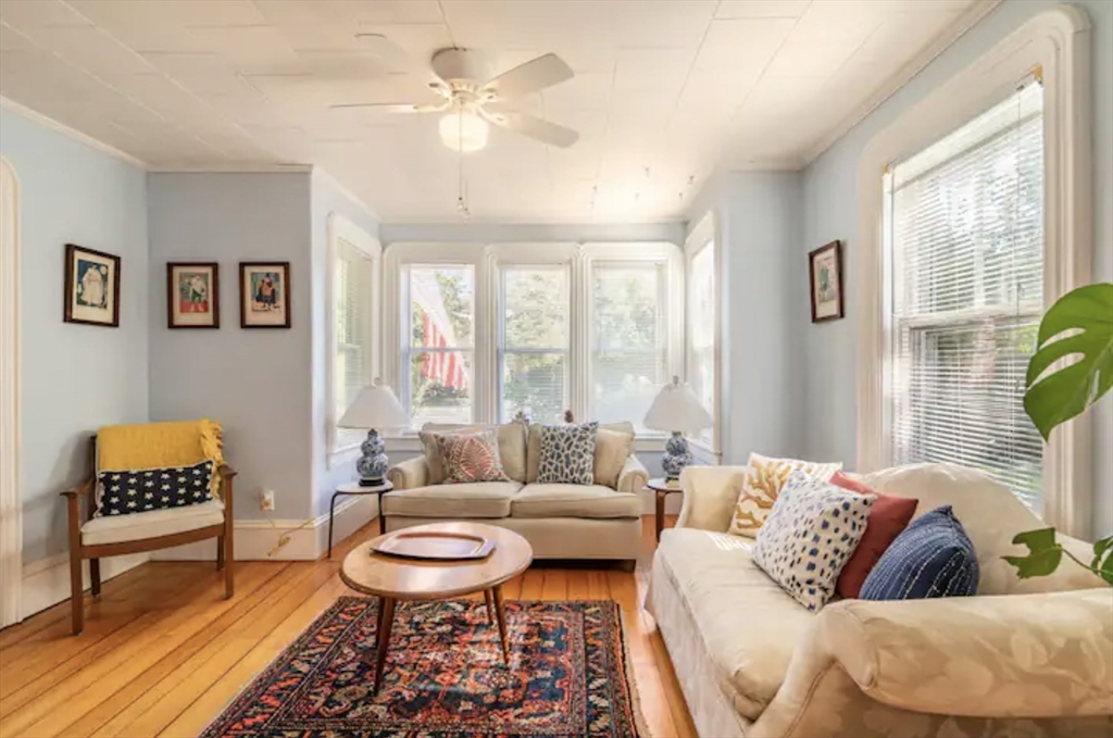 3 bed, 1 bath apartment for rent at 1847 Main Rd Unit VAC RENTAL, Westport Point — photo 6 of 22