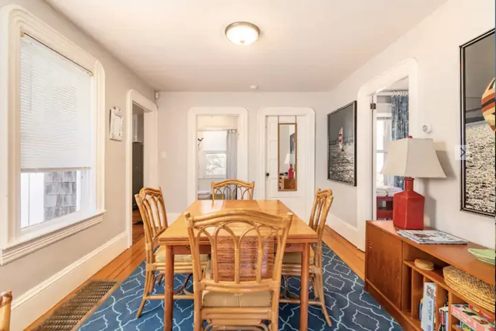 3 bed, 1 bath apartment for rent at 1847 Main Rd, Westport Point — photo 8 of 22