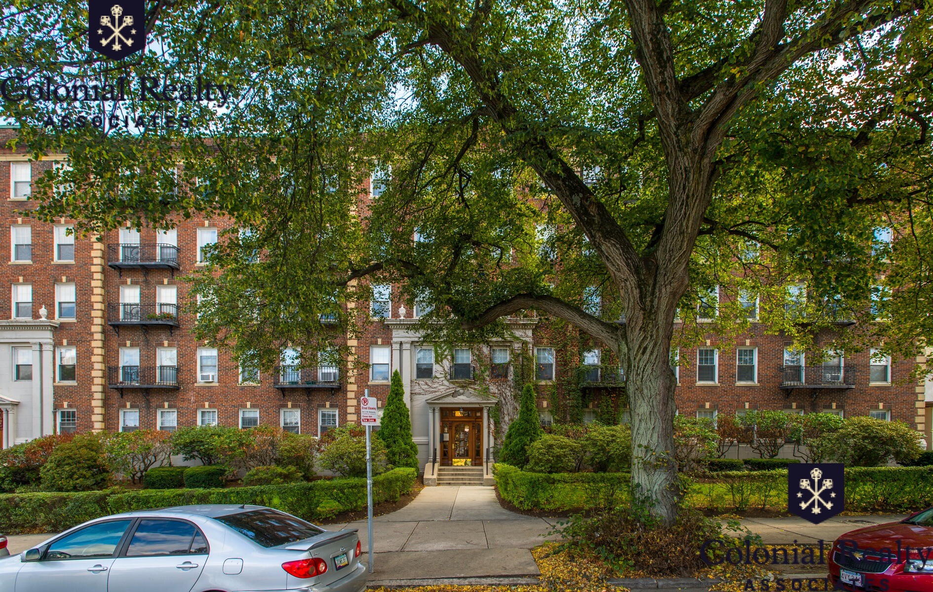 1 bed, 1 bath apartment for rent at 1848 Commonwealth Ave Unit 24, Brighton — photo 3 of 5