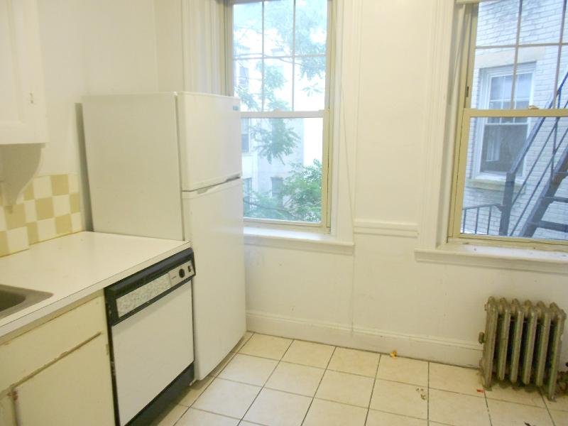 1 bed, 1 bath apartment for rent at 1848 Commonwealth Ave Unit 25, Brighton — photo 13 of 23