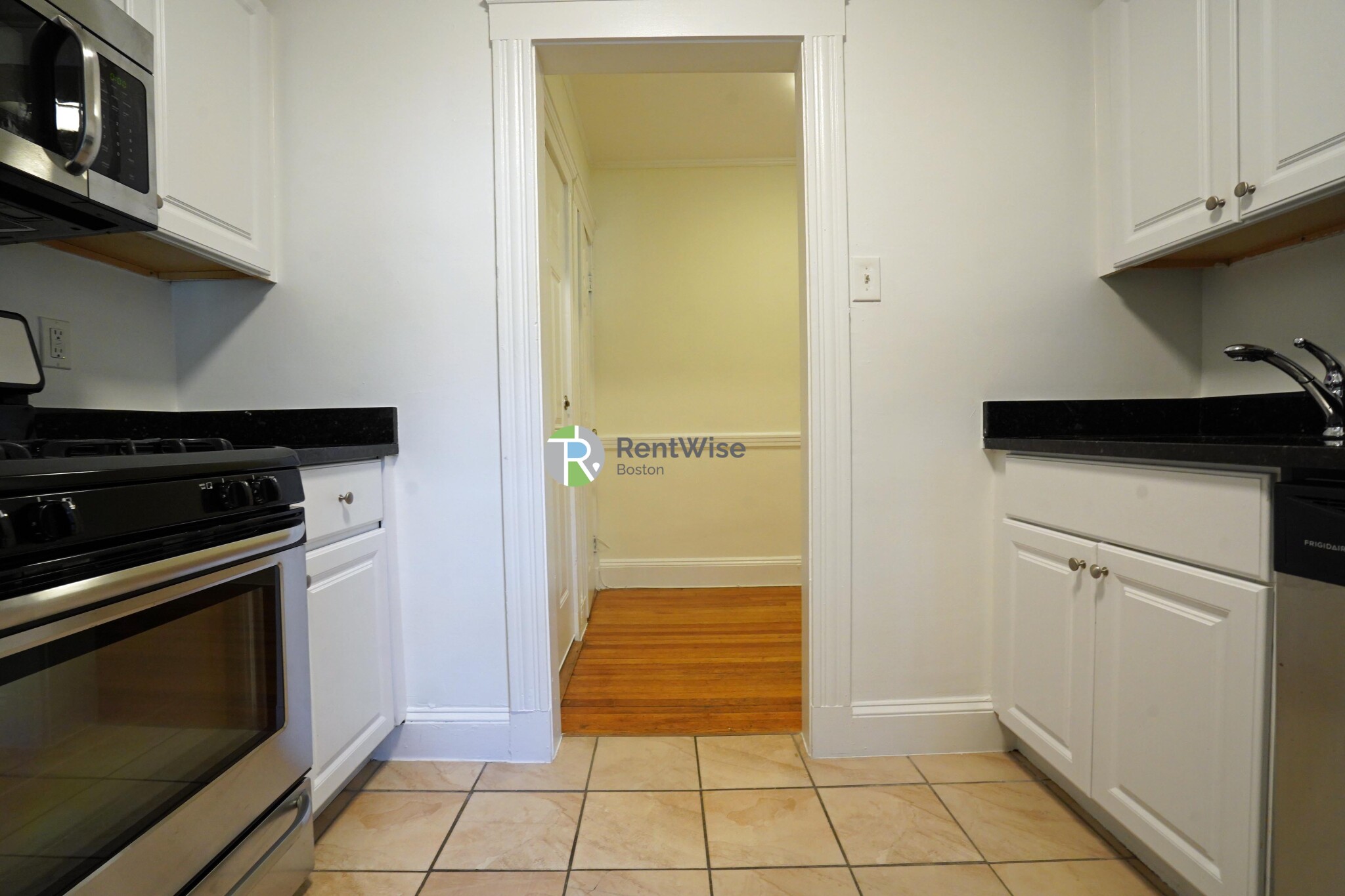 1 bed, 1 bath apartment for rent at 1848 Commonwealth Ave Unit 25, Brighton — photo 8 of 23