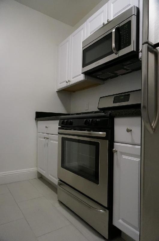 Studio bed, 1 bath apartment for rent at 1848 Commonwealth Ave Unit 33, Brighton