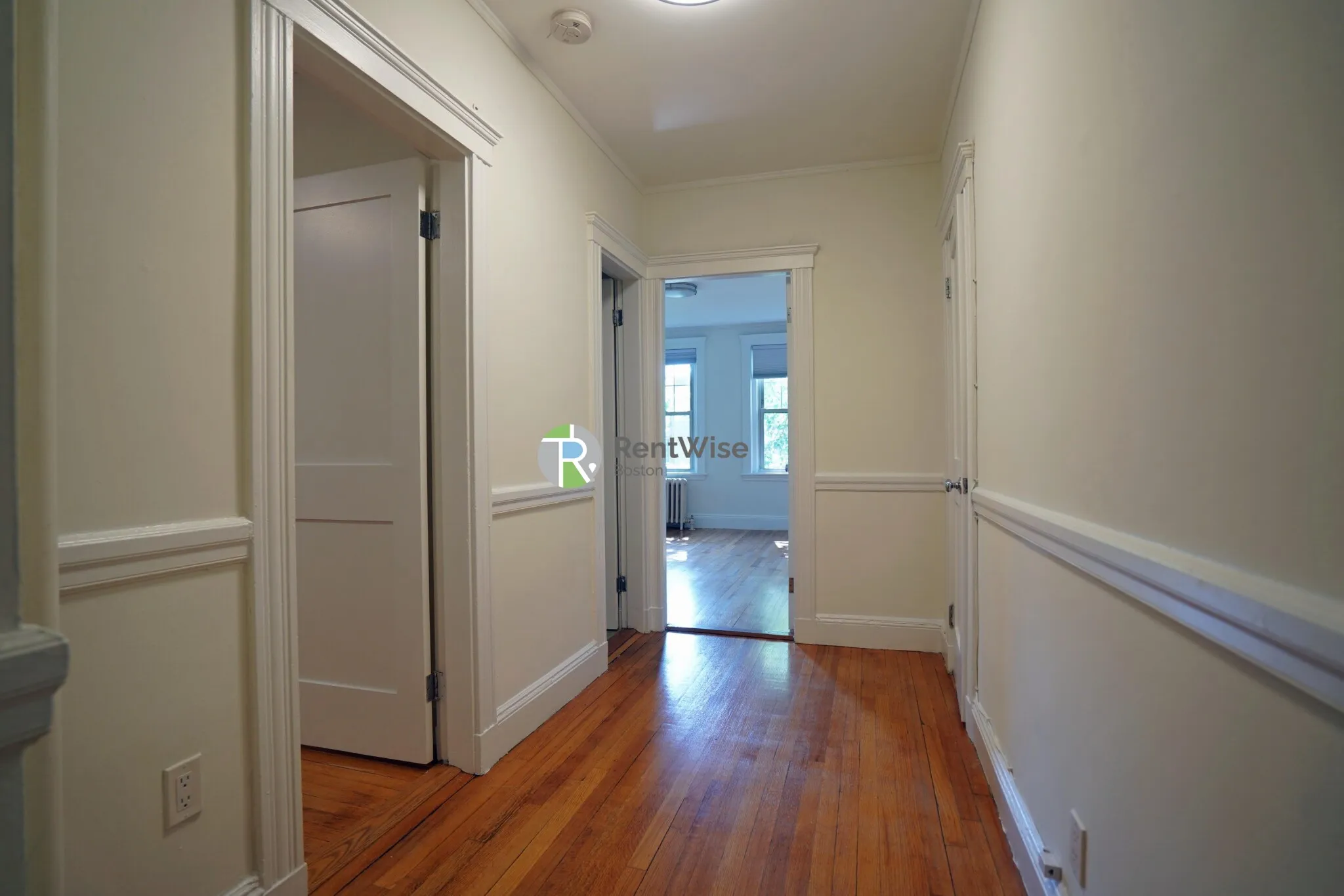 1 bed, 1 bath apartment for rent at 1848 Commonwealth Ave Unit 36, Brighton — photo 5 of 20