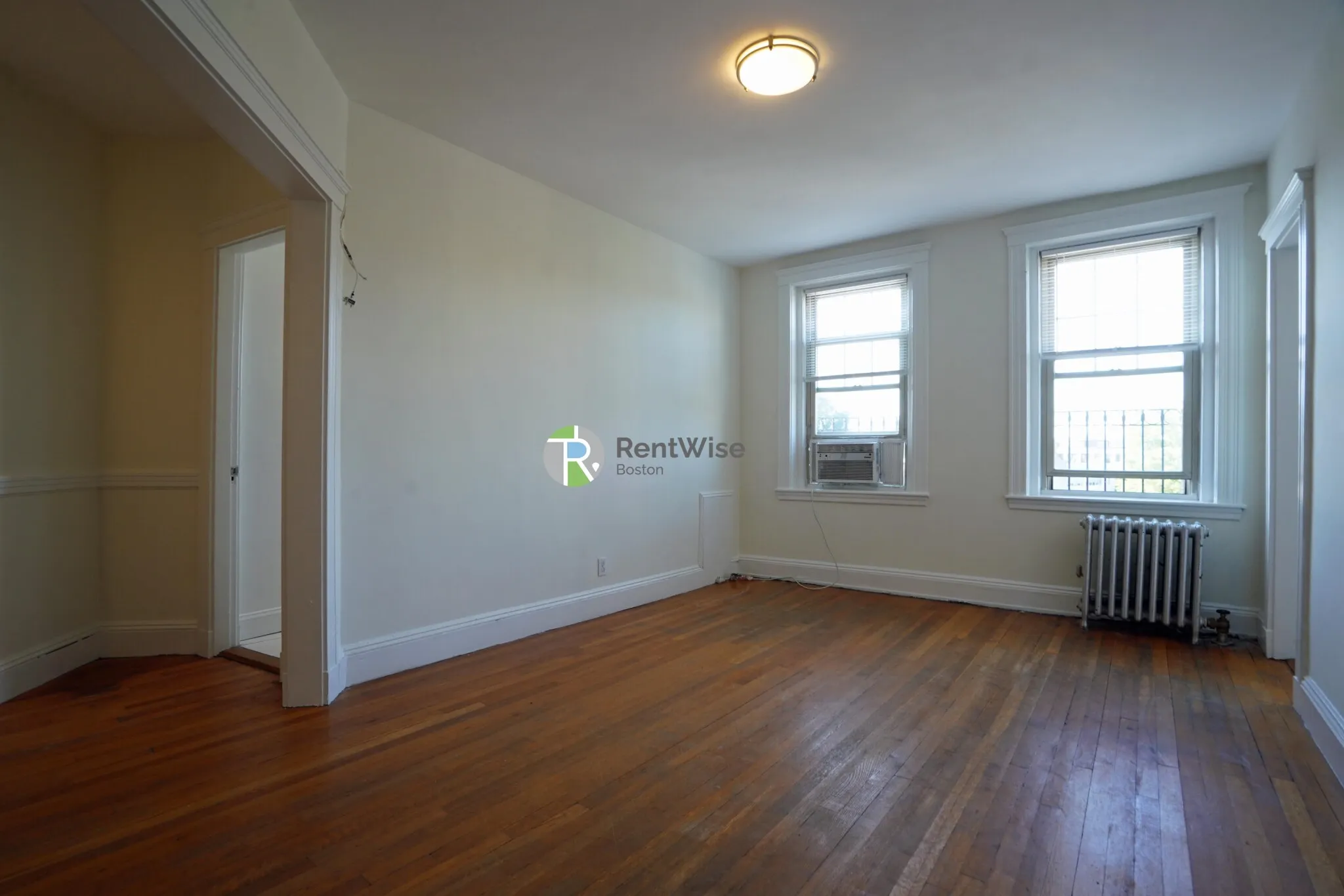 Studio bed, 1 bath apartment for rent at 1848 Commonwealth Ave Unit 53, Brighton — photo 3 of 20