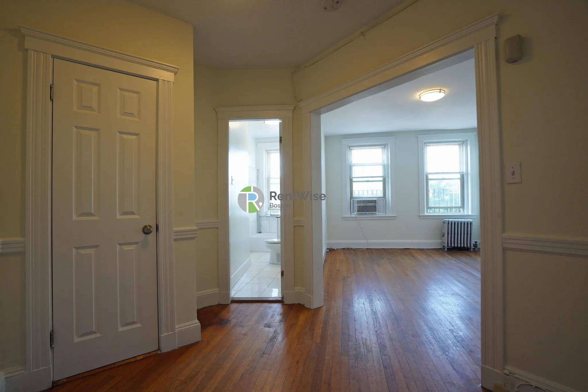 Studio bed, 1 bath apartment for rent at 1848 Commonwealth Ave Unit 53, Brighton — photo 2 of 20
