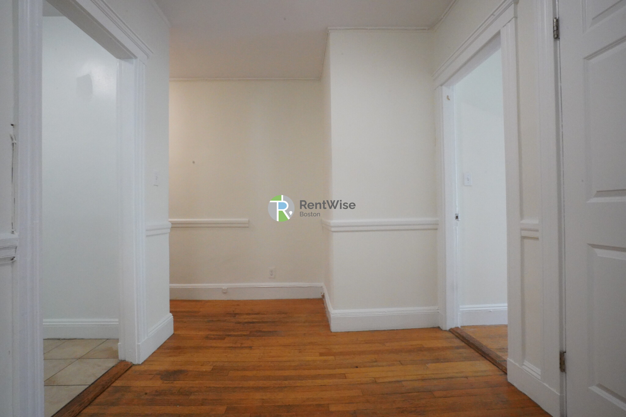 1 bed, 1 bath apartment for rent at 1848 Commonwealth Ave Unit 57, Brighton — photo 3 of 19