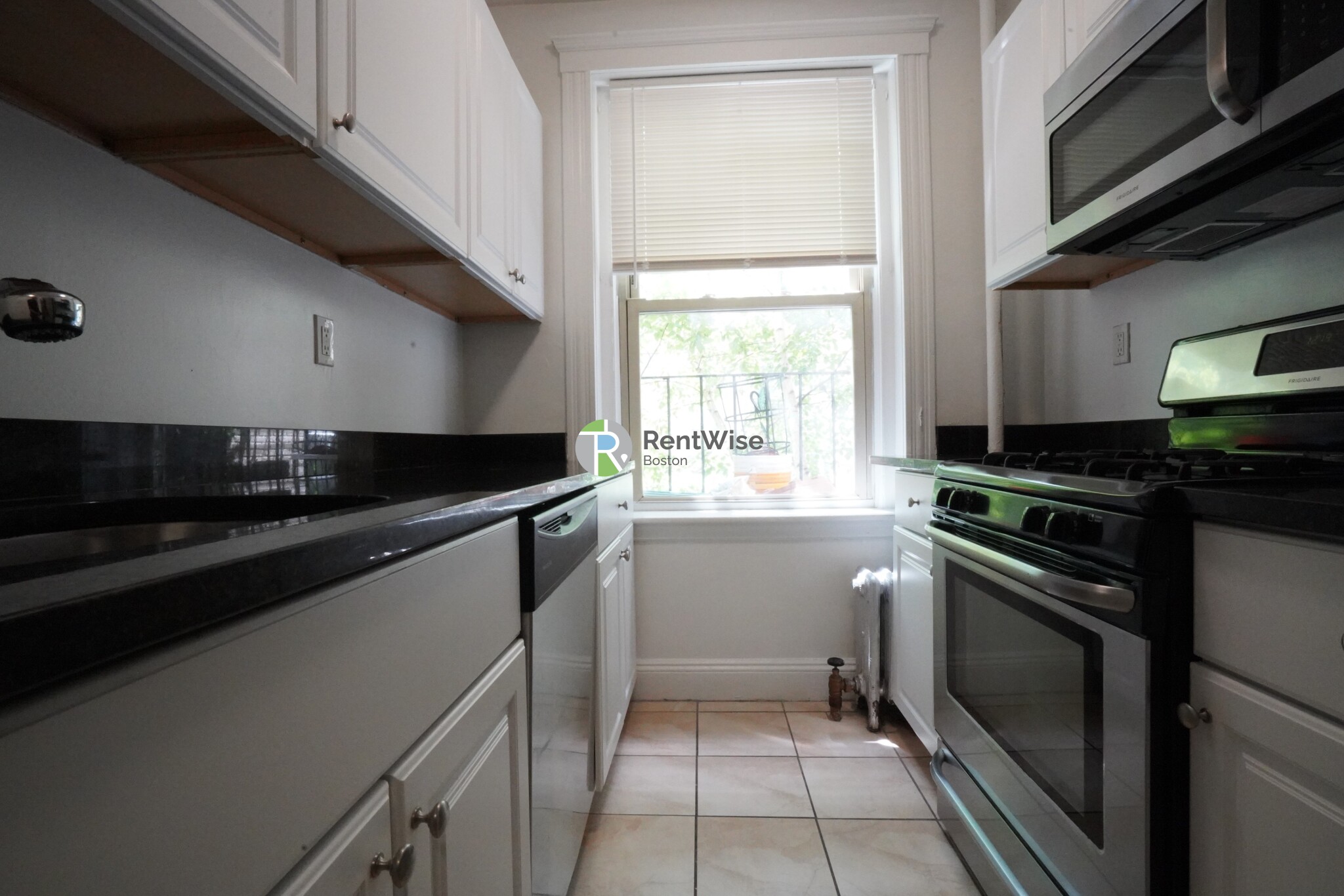 1 bed, 1 bath apartment for rent at 1848 Commonwealth Ave Unit 57, Brighton — photo 7 of 19