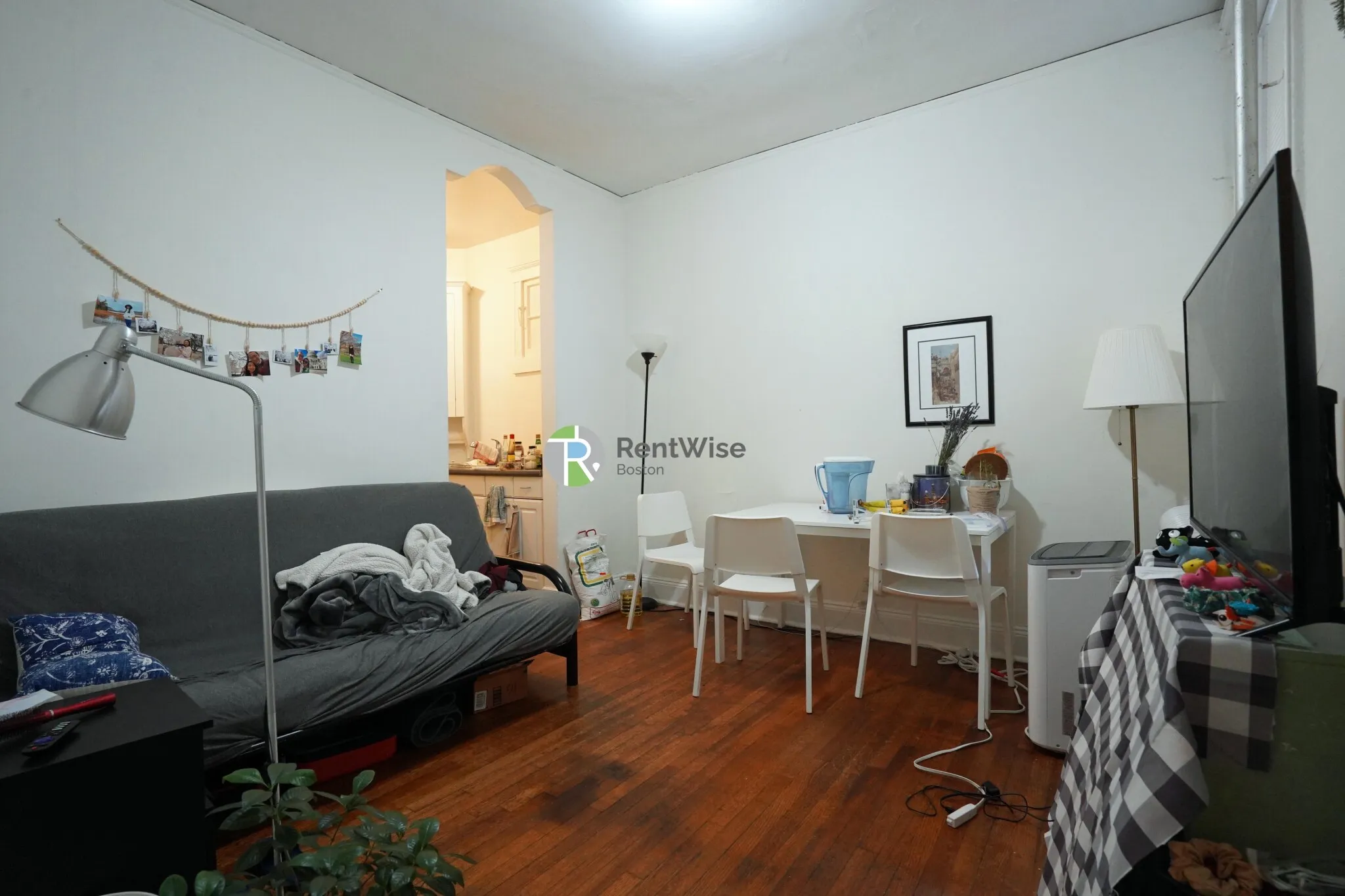 1 bed, 1 bath apartment for rent at 1848 Commonwealth Ave Unit 6, Brighton — photo 2 of 16