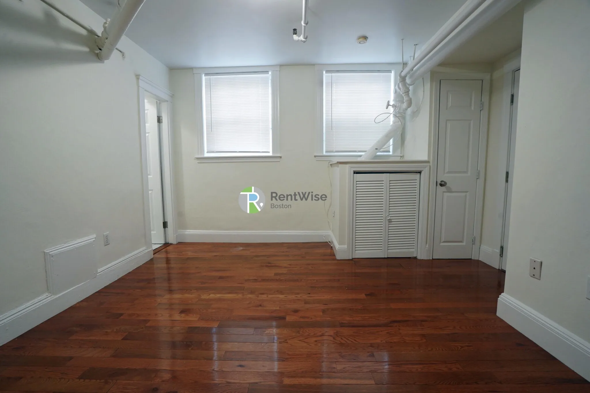 Studio bed, 1 bath apartment for rent at 1848 Commonwealth Ave Unit A, Brighton