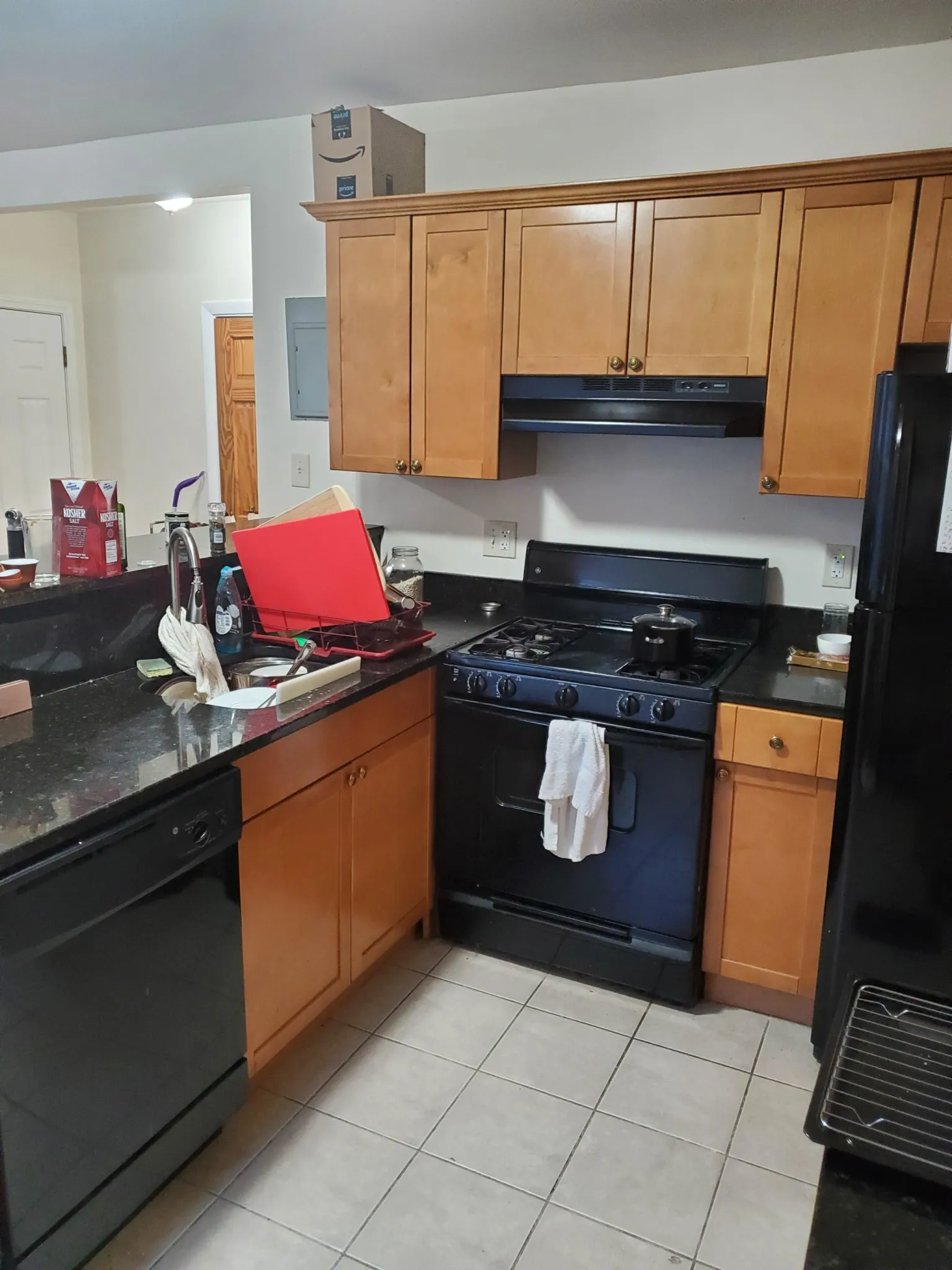3 bed, 1 bath apartment for rent at 185 Beacon St Unit 2, Ward Two — photo 9 of 9