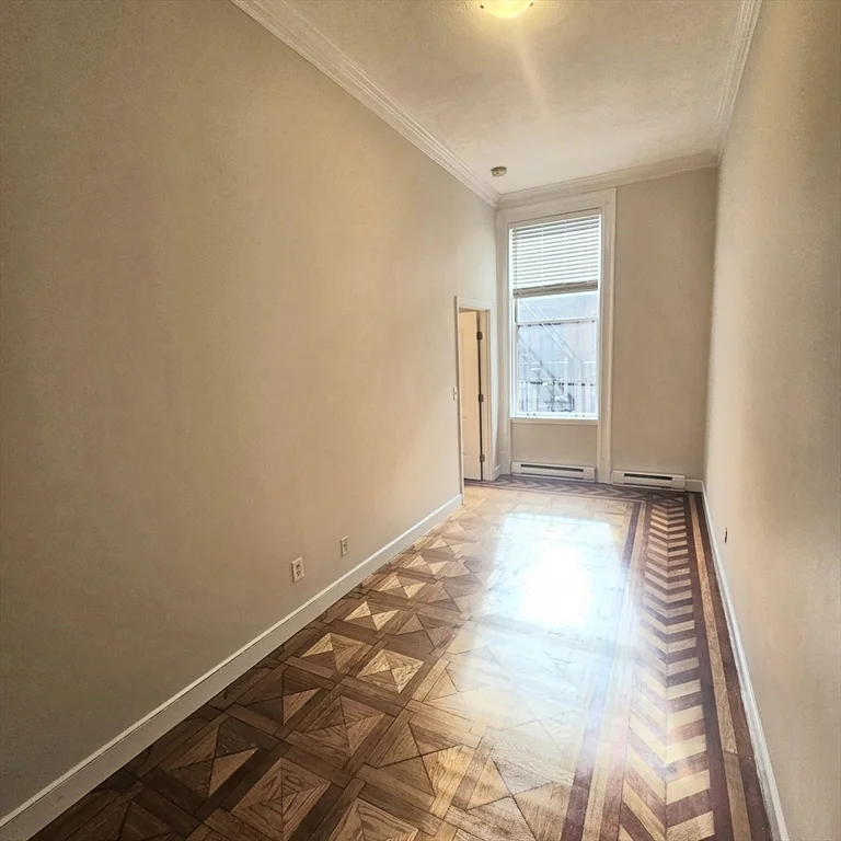 1 bed, 1 bath apartment for rent at 185 Beacon St Unit 2R, Back Bay — photo 5 of 8