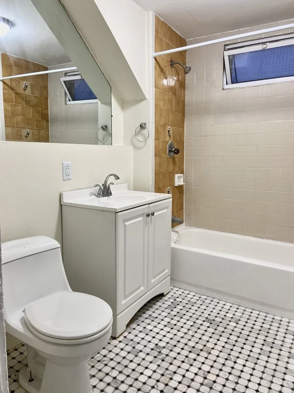 2 bed, 1 bath apartment for rent at 185 Beacon St Unit 3, Somerville — photo 11 of 17