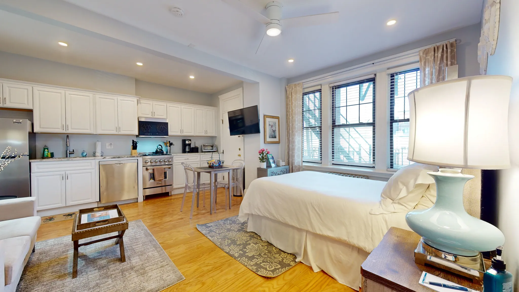 Studio bed, 1 bath apartment for rent at 185 Chestnut Hill Ave Unit 6, Brighton — photo 5 of 10