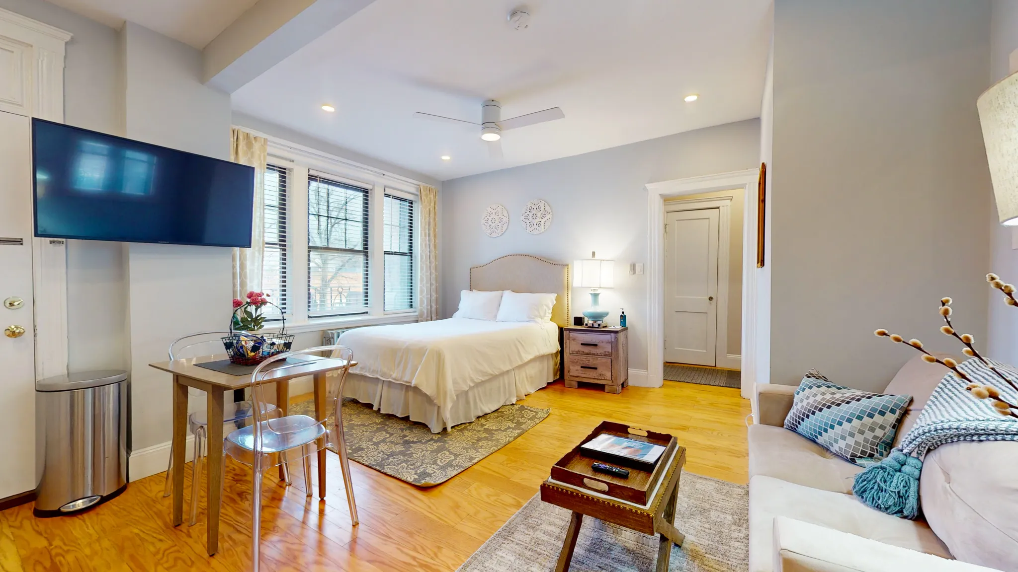 Studio bed, 1 bath apartment for rent at 185 Chestnut Hill Ave Unit 6, Brighton — photo 6 of 10