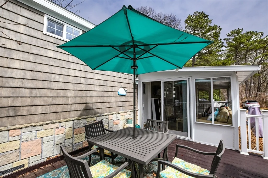 2 bed, 1 bath apartment for rent at 185 Cotuit Rd Unit 1 Juniper, Sandwich — photo 3 of 20