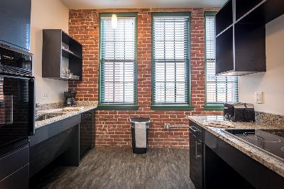 2 bed, 1 bath apartment for rent at 185 Crescent St Unit 407, South Waltham — photo 5 of 36