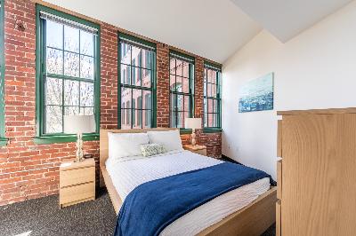 2 bed, 1 bath apartment for rent at 185 Crescent St Unit 407, South Waltham — photo 4 of 36