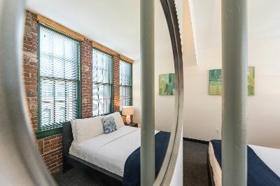 2 bed, 1 bath apartment for rent at 185 Crescent St Unit 407, South Waltham — photo 9 of 36