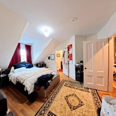 3 bed, 2 bath apartment for rent at 185 Davis Ave Unit 8, Coolidge Corner — photo 10 of 18