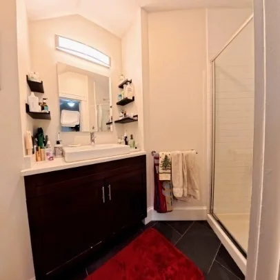 3 bed, 2 bath apartment for rent at 185 Davis Ave Unit 8, Coolidge Corner — photo 13 of 18