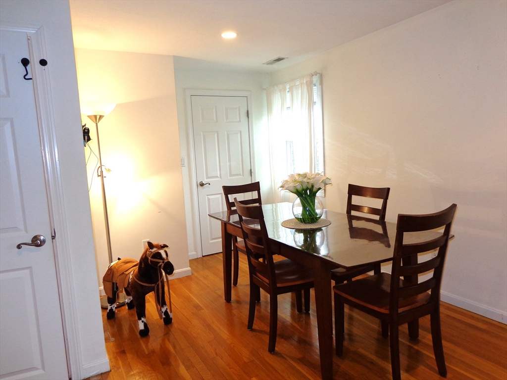 3 bed, 2 bath apartment for rent at 185 Edenfield Ave Unit 2, Watertown — photo 5 of 19