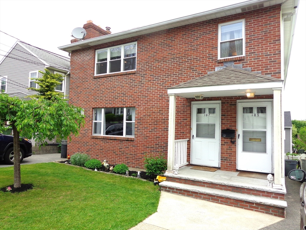 3 bed, 2 bath apartment for rent at 185 Edenfield Ave Unit 2, Watertown — photo 2 of 19