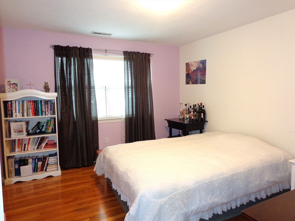 3 bed, 2 bath apartment for rent at 185 Edenfield Ave Unit 2, Watertown — photo 12 of 19
