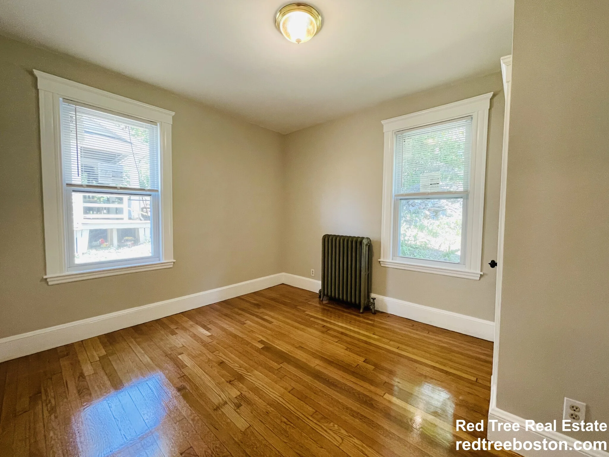 3 bed, 1 bath apartment for rent at 185 Fellsway West Unit 1, Medford — photo 10 of 16