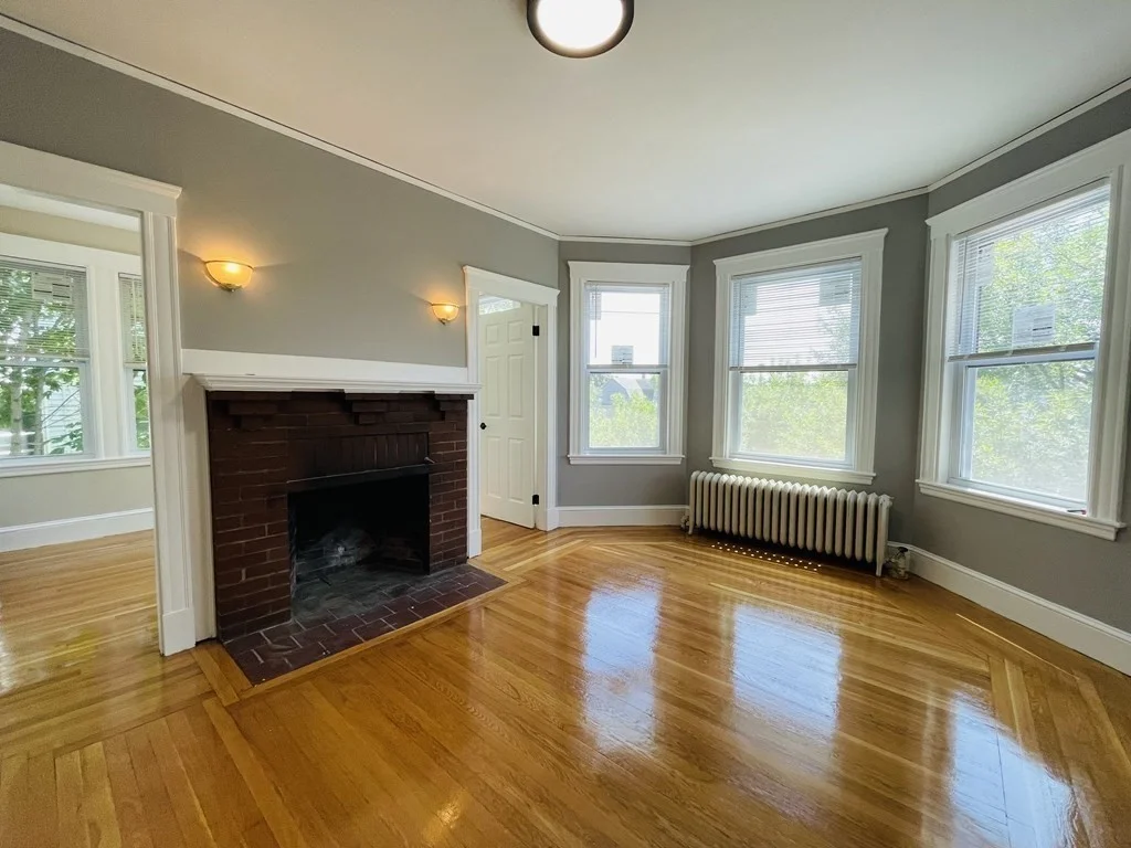 4 bed, 2 bath apartment for rent at 185 Fellsway West Unit 2, Medford