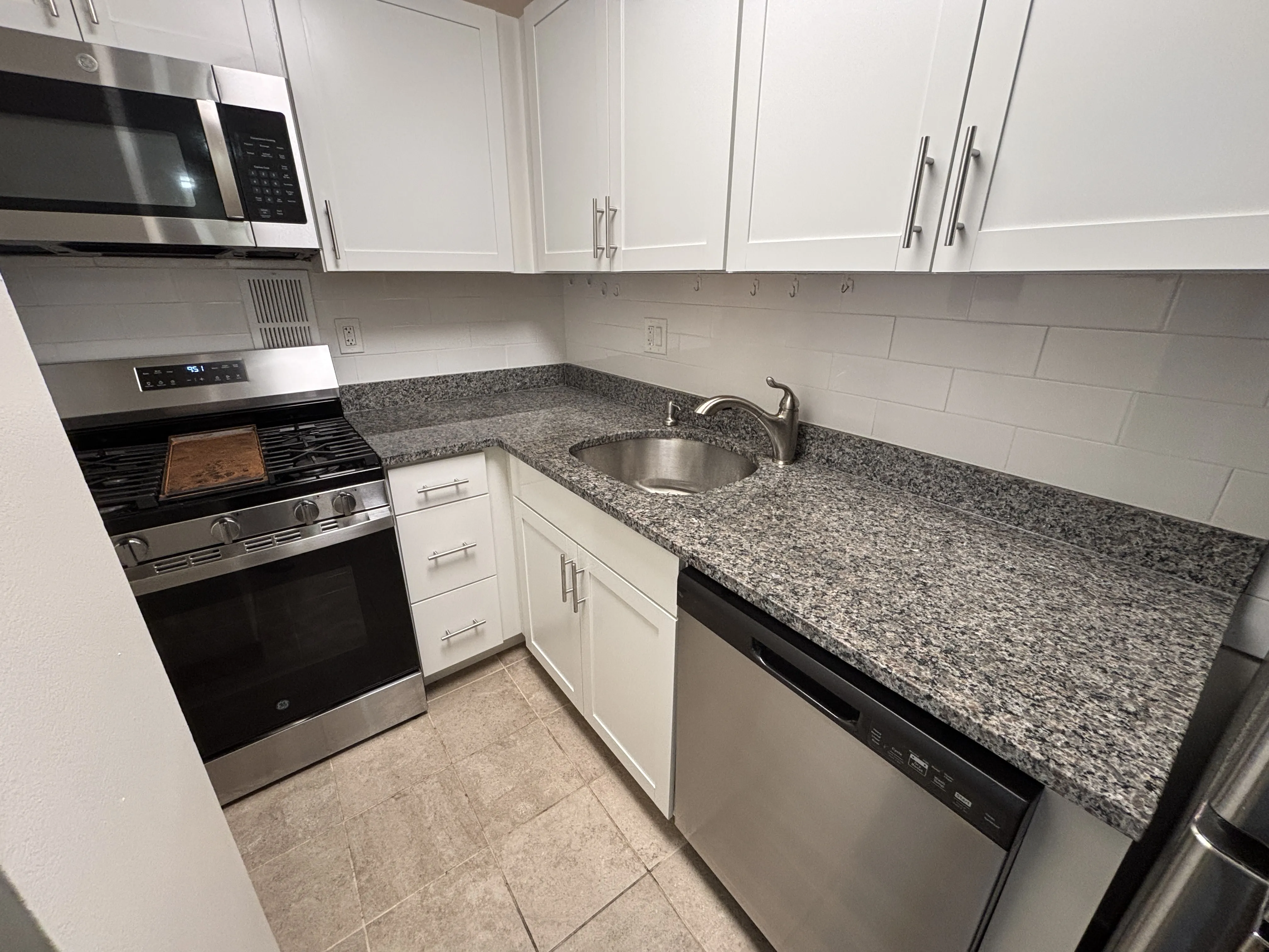 2 bed, 1.5 bath apartment for rent at 185 Freeman St Unit 148A, North Brookline — photo 4 of 16