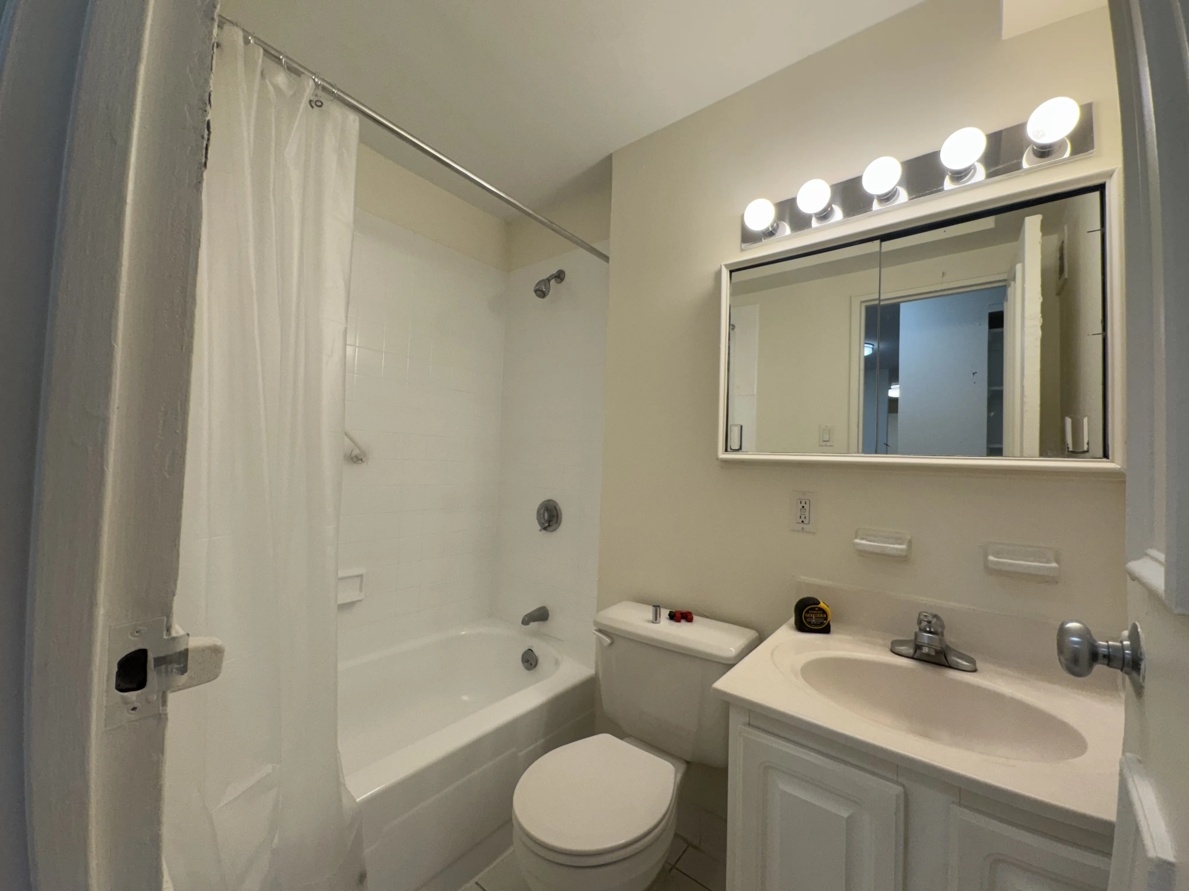 2 bed, 1.5 bath apartment for rent at 185 Freeman St Unit 246, North Brookline — photo 10 of 12