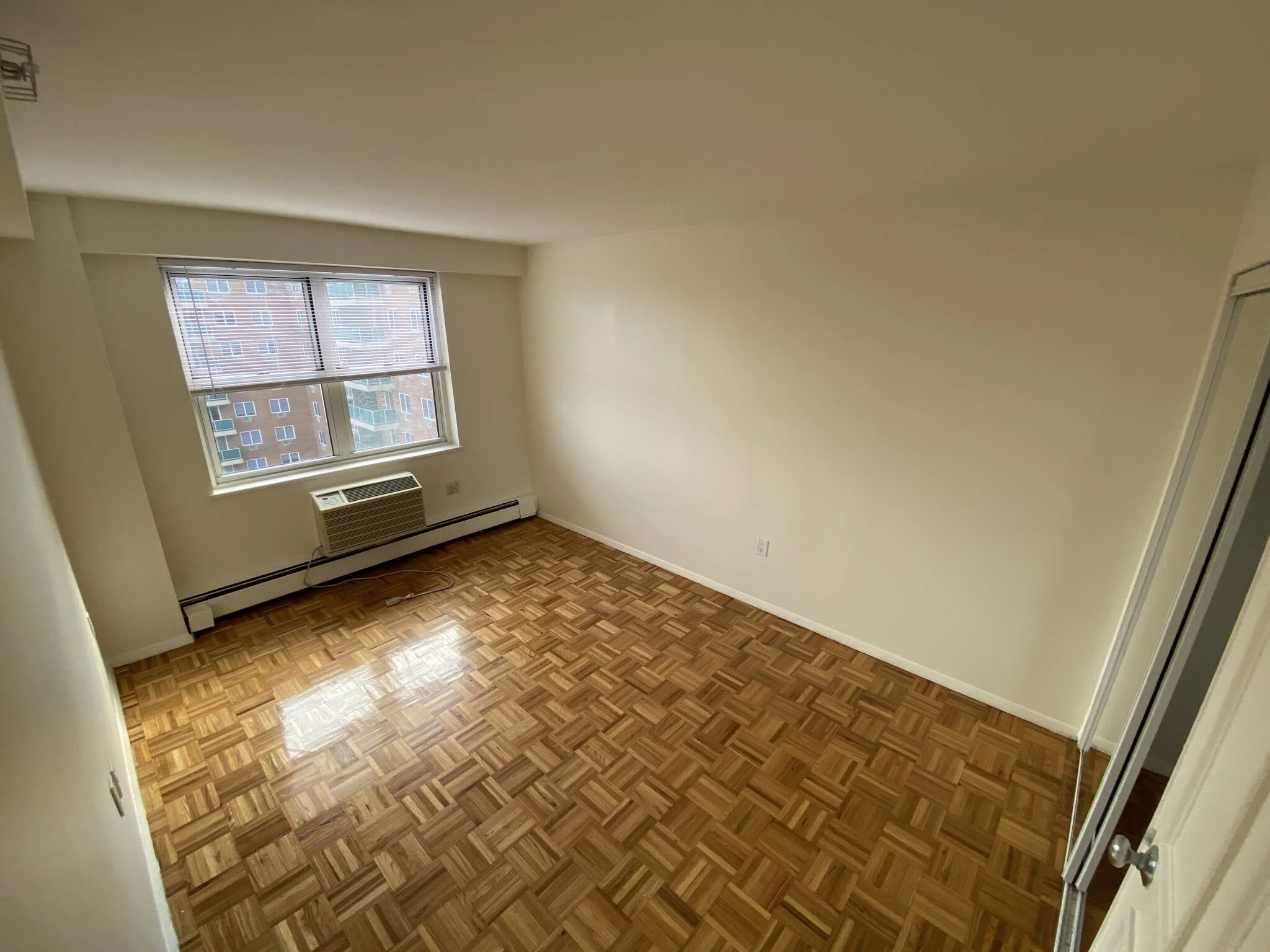 2 bed, 1.5 bath apartment for rent at 185 Freeman St Unit 732, Coolidge Corner — photo 4 of 7
